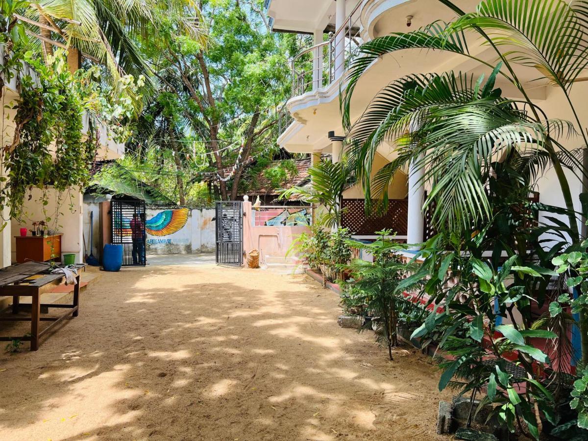 Sea Rock Beach Hotel Arugam Bay Exterior photo